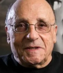Portrait of documentary filmmaker Marcel Łoziński
